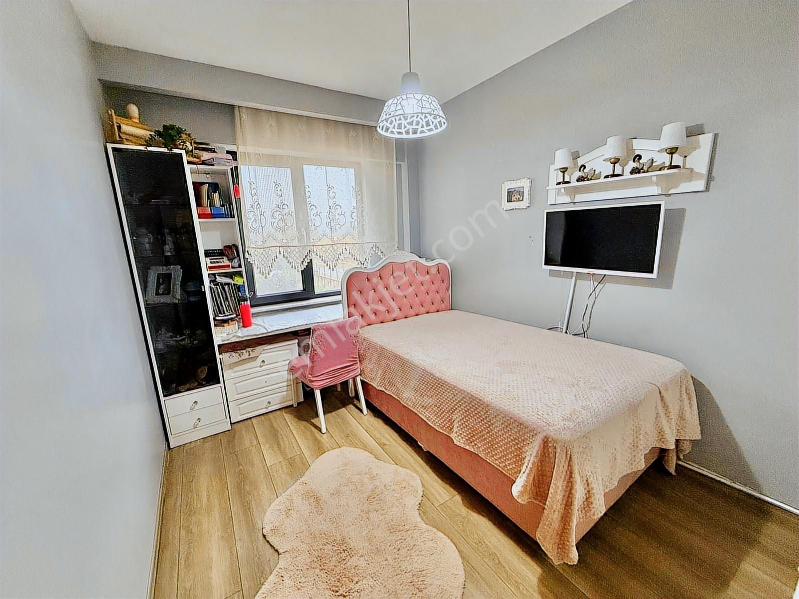 Nilüfer Kayapada Yapılı, Kat Mülkiyetli, Ara Kat, Satılık 3+1 - Görsel 23