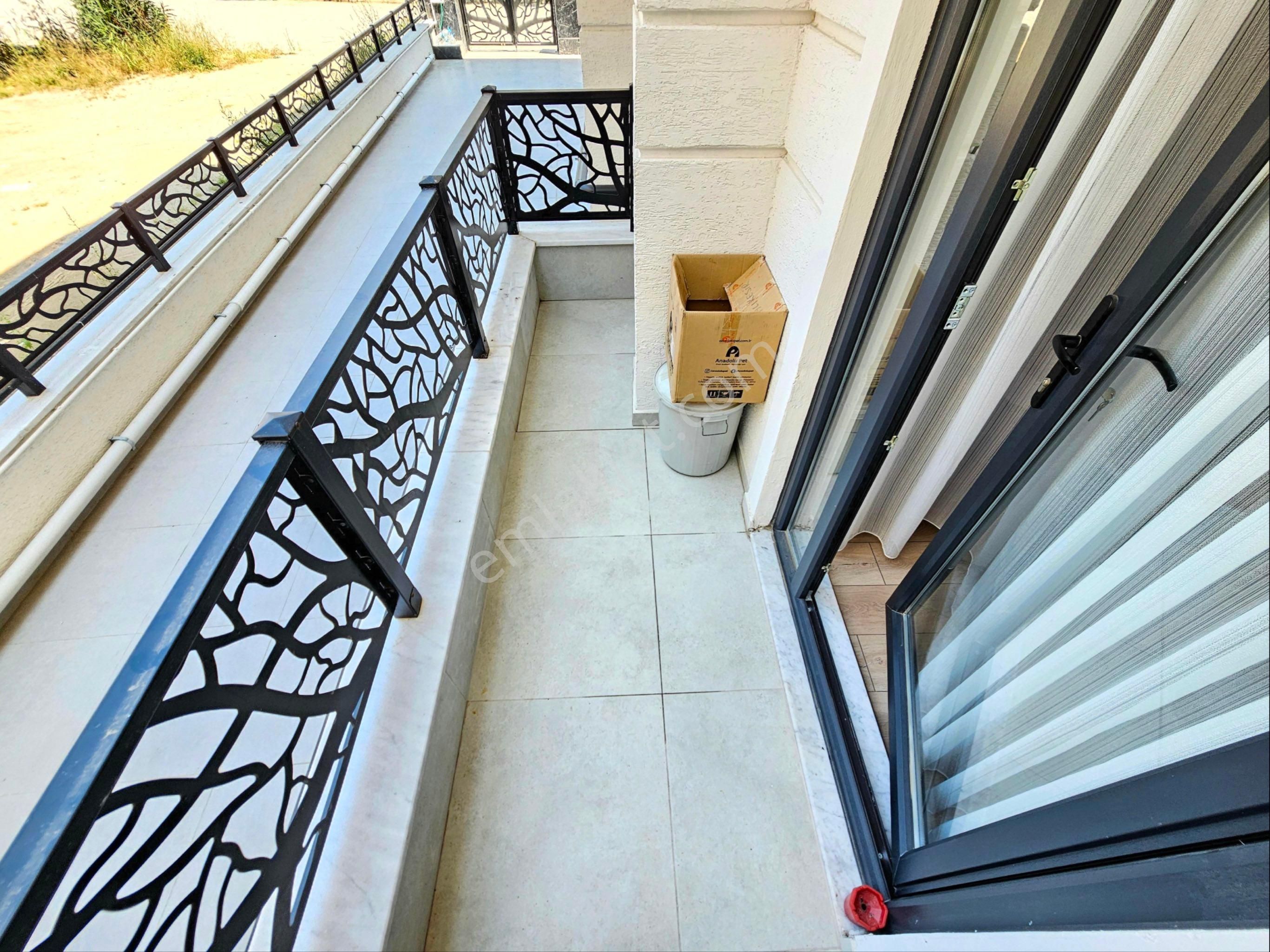 Gürsoy'dan Pazar Pazarında Denize 300m Full Eşyalı Ön Cephe 1+1 - Görsel 26