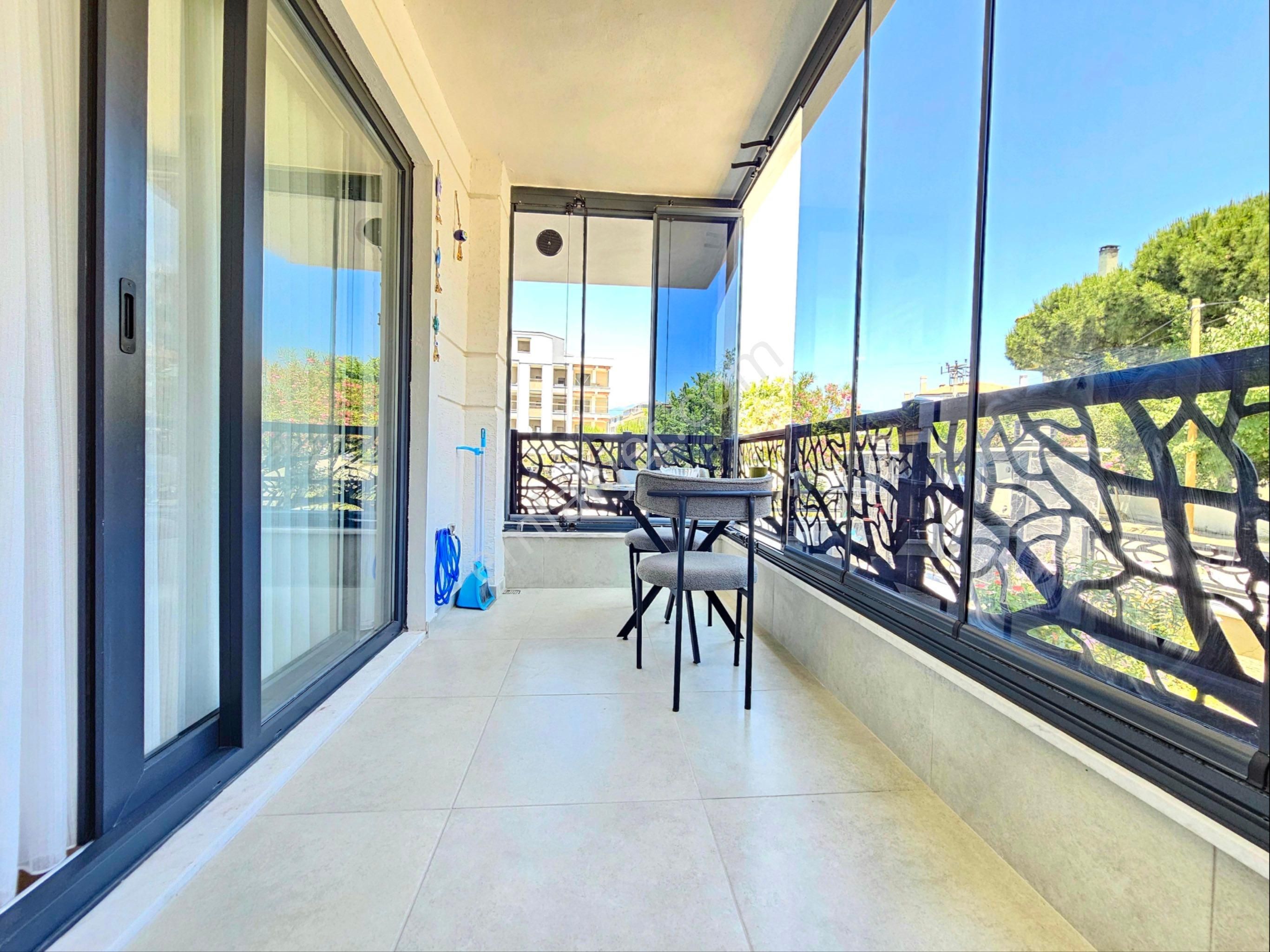 Gürsoy'dan Pazar Pazarında Denize 300m Full Eşyalı Ön Cephe 1+1 - Görsel 5