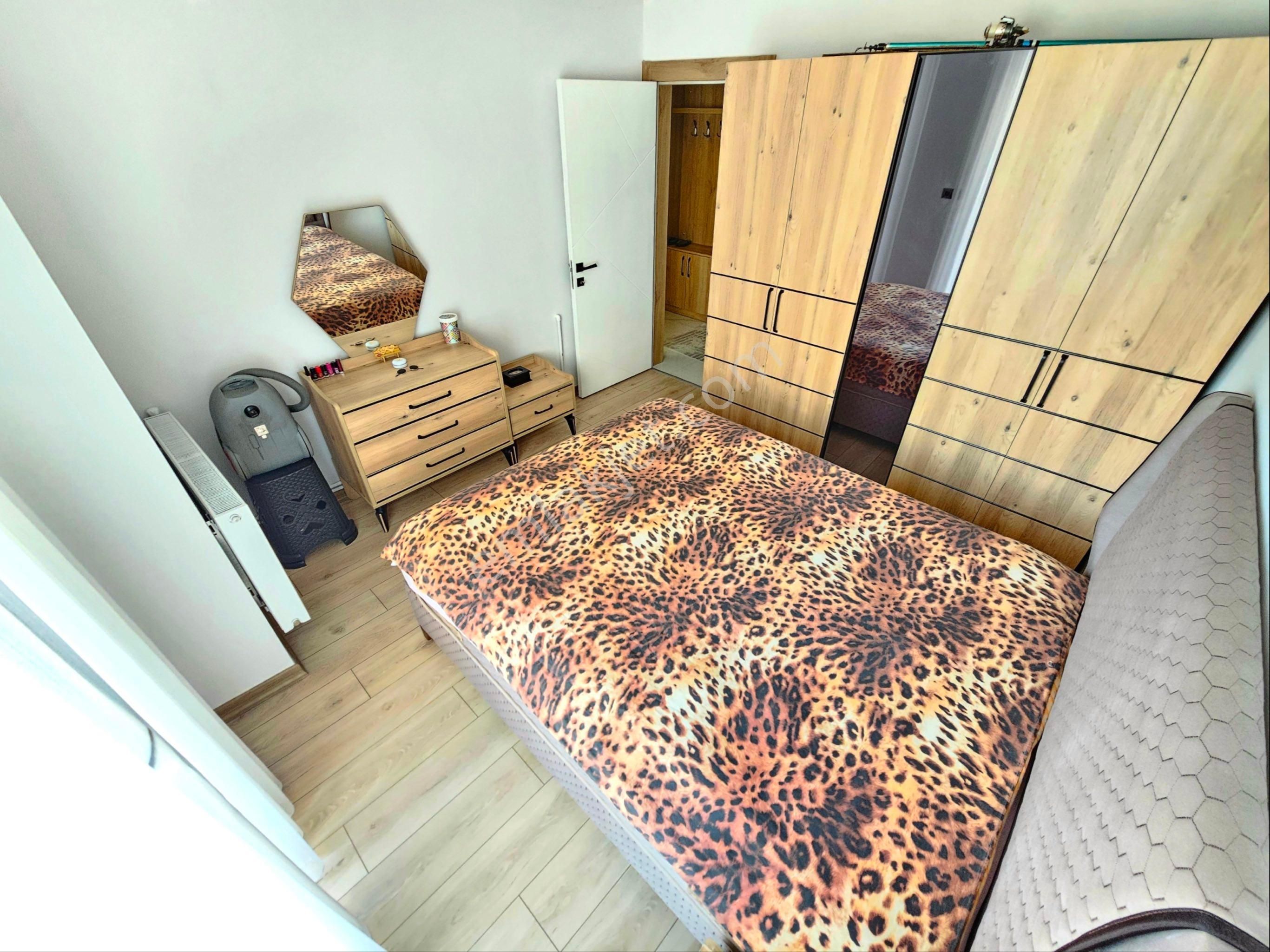 Gürsoy'dan Pazar Pazarında Denize 300m Full Eşyalı Ön Cephe 1+1 - Görsel 21