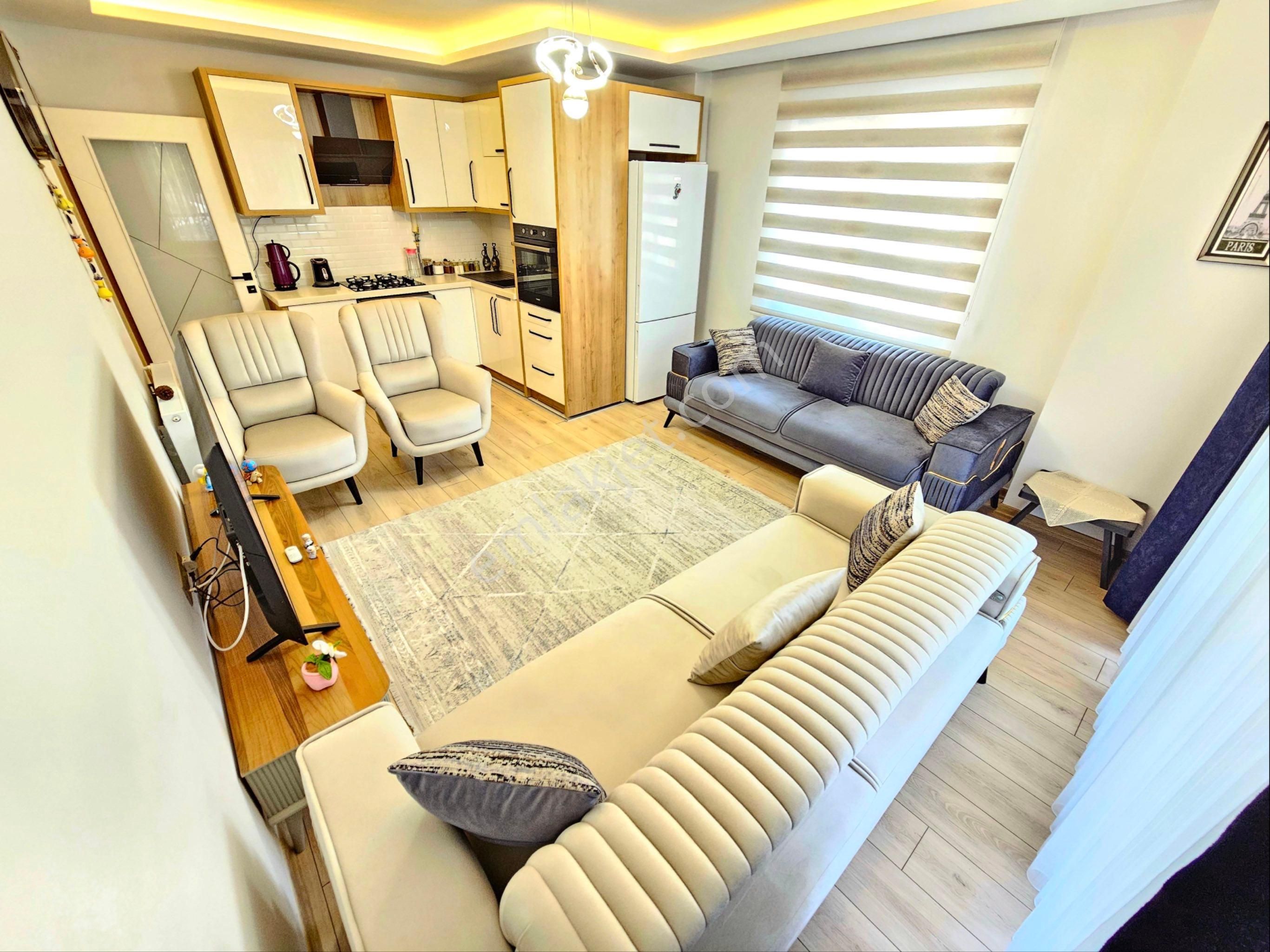 Gürsoy'dan Pazar Pazarında Denize 300m Full Eşyalı Ön Cephe 1+1 - Görsel 12