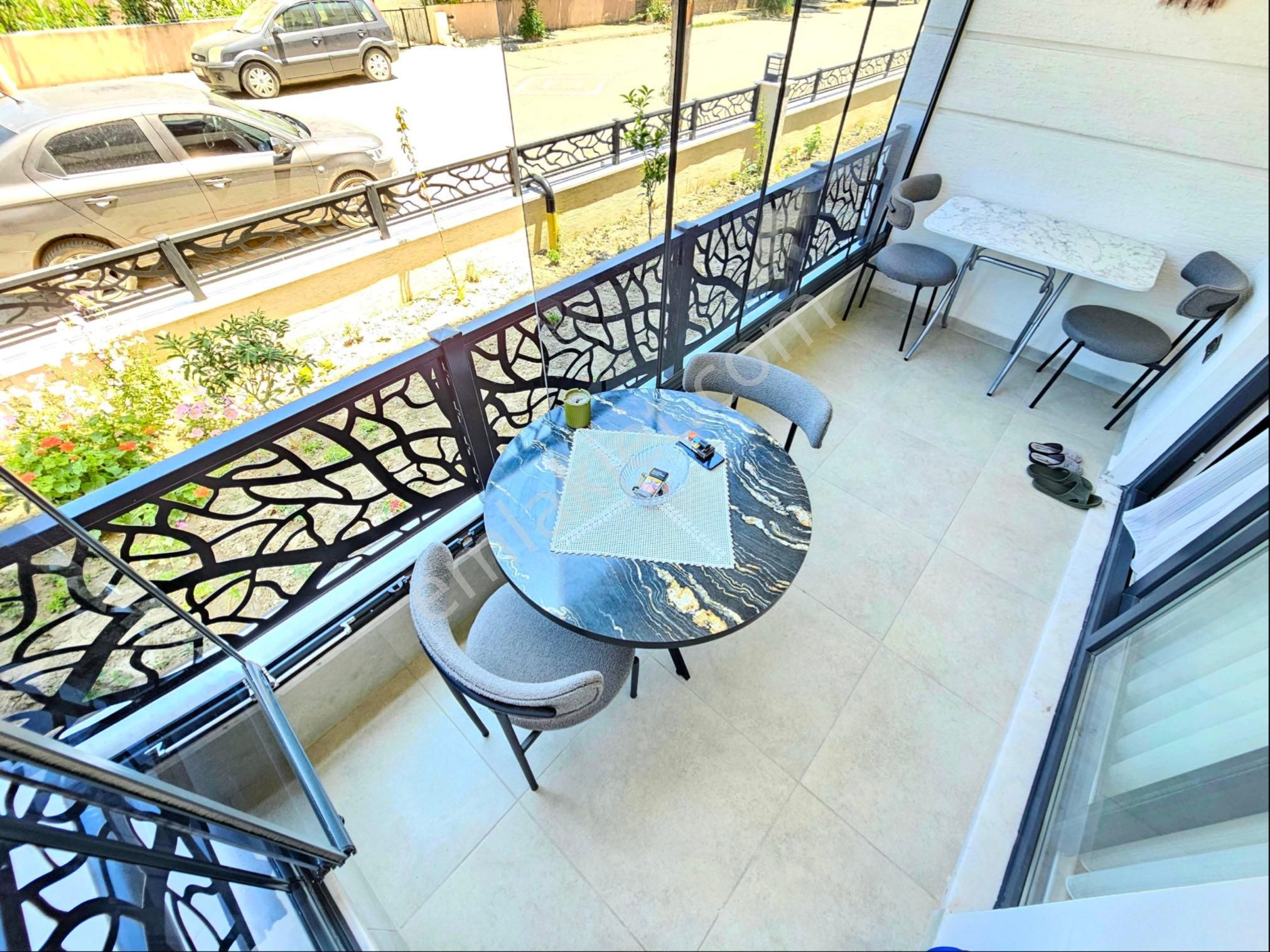 Gürsoy'dan Pazar Pazarında Denize 300m Full Eşyalı Ön Cephe 1+1 - Görsel 8