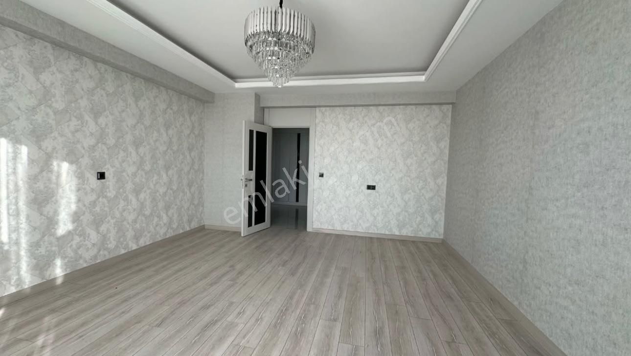 Sahibinden Maltepe Bağlarbaşı Mah Kiralık 3+1 Daire - Görsel 5