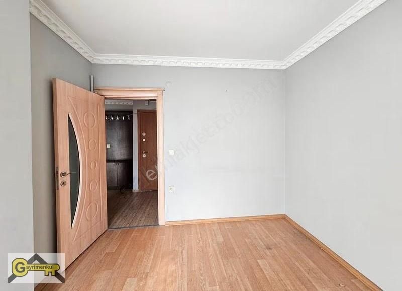 Beylikdüzü Yakuplu İş Merkezi Katnda Kiralık 2+1 Daire - Görsel 23