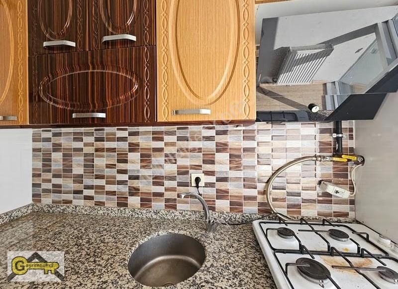 Beylikdüzü Yakuplu İş Merkezi Katnda Kiralık 2+1 Daire - Görsel 28