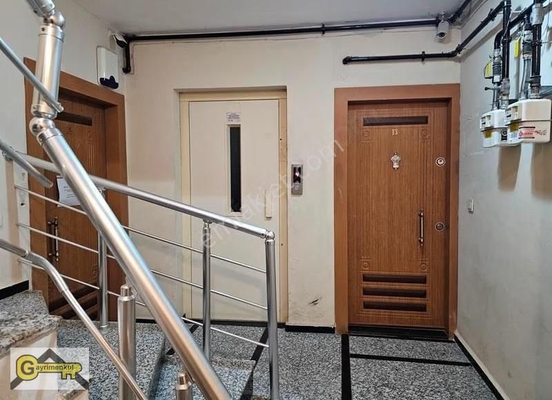 Beylikdüzü Yakuplu İş Merkezi Katnda Kiralık 2+1 Daire - Görsel 26