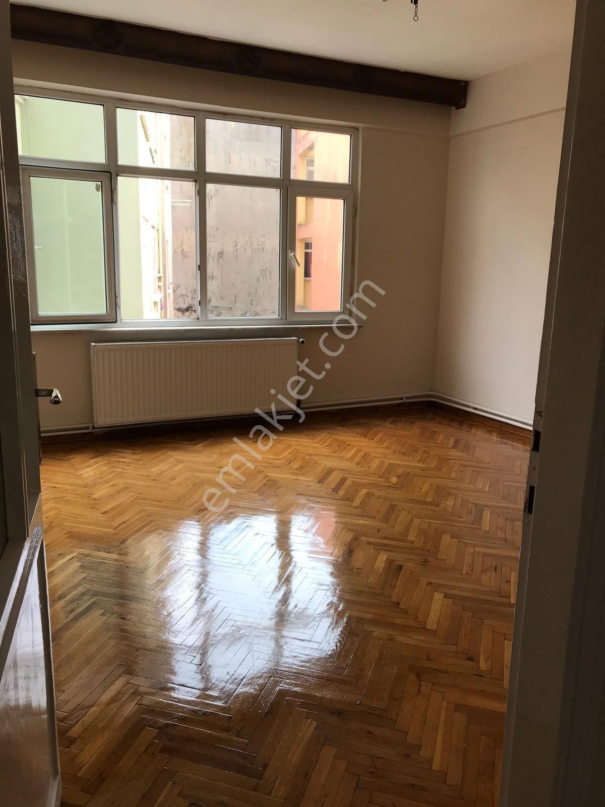 Kocamustafapaşa Da Kiralık Cadde Üstü 2+1 Geniş Aileye Uygun Kiralık Daire - Görsel 14