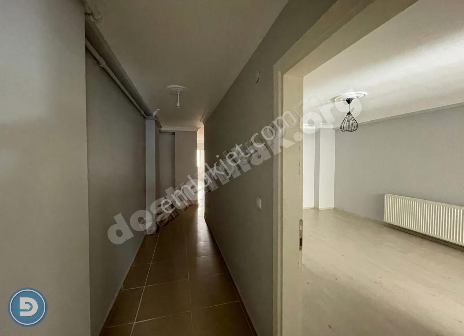 Ana Caddeye Çok Yakın Kiralık 2+1 Yüksek Giriş Kat Daire - Görsel 2