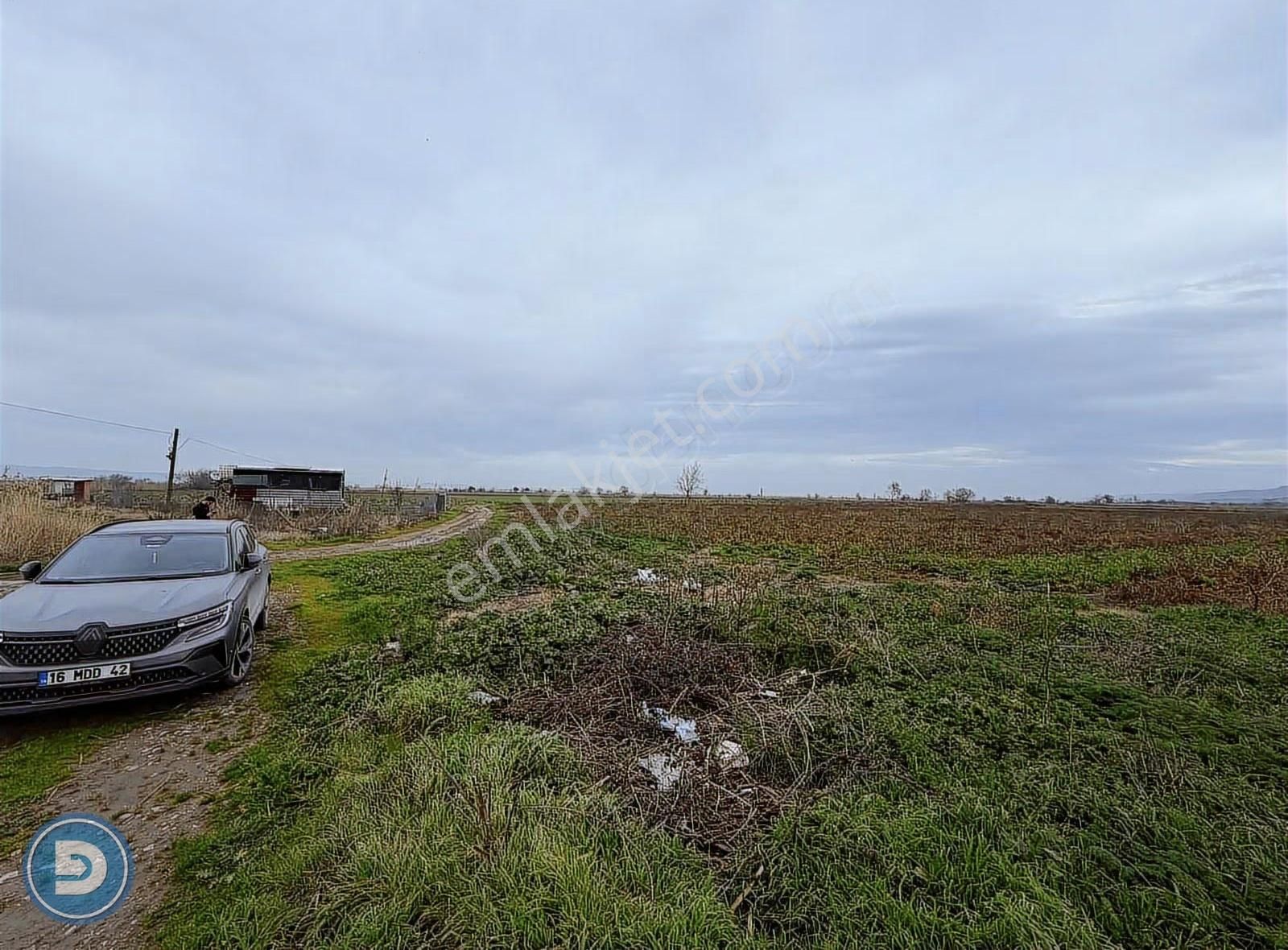 M.kemalpaşa Ovaazatlı'da Asfalta Cephe 14.520m2 Satılık Arazi