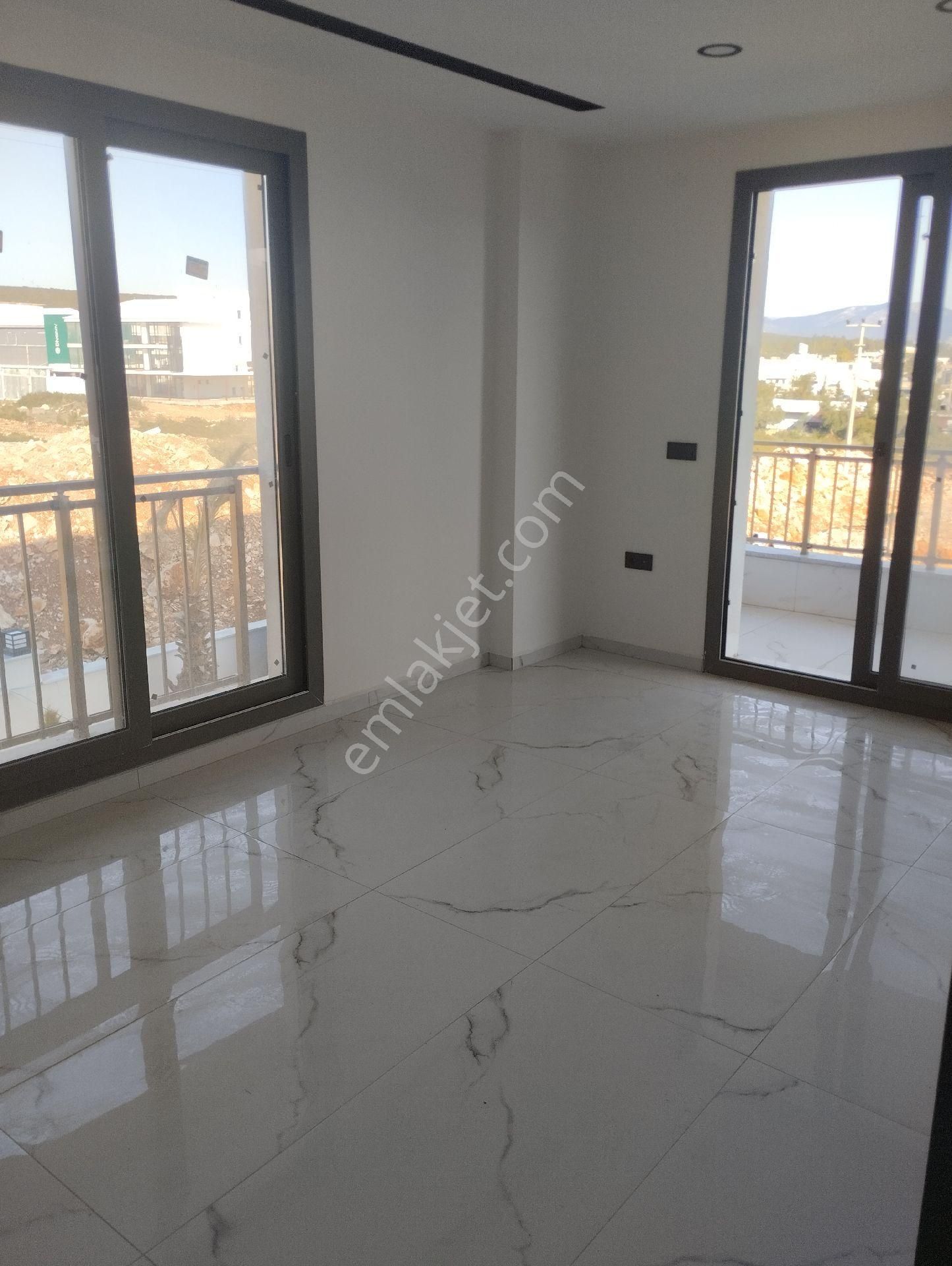 Site İçerisinde Satılık 2+1 Daire - Görsel 3