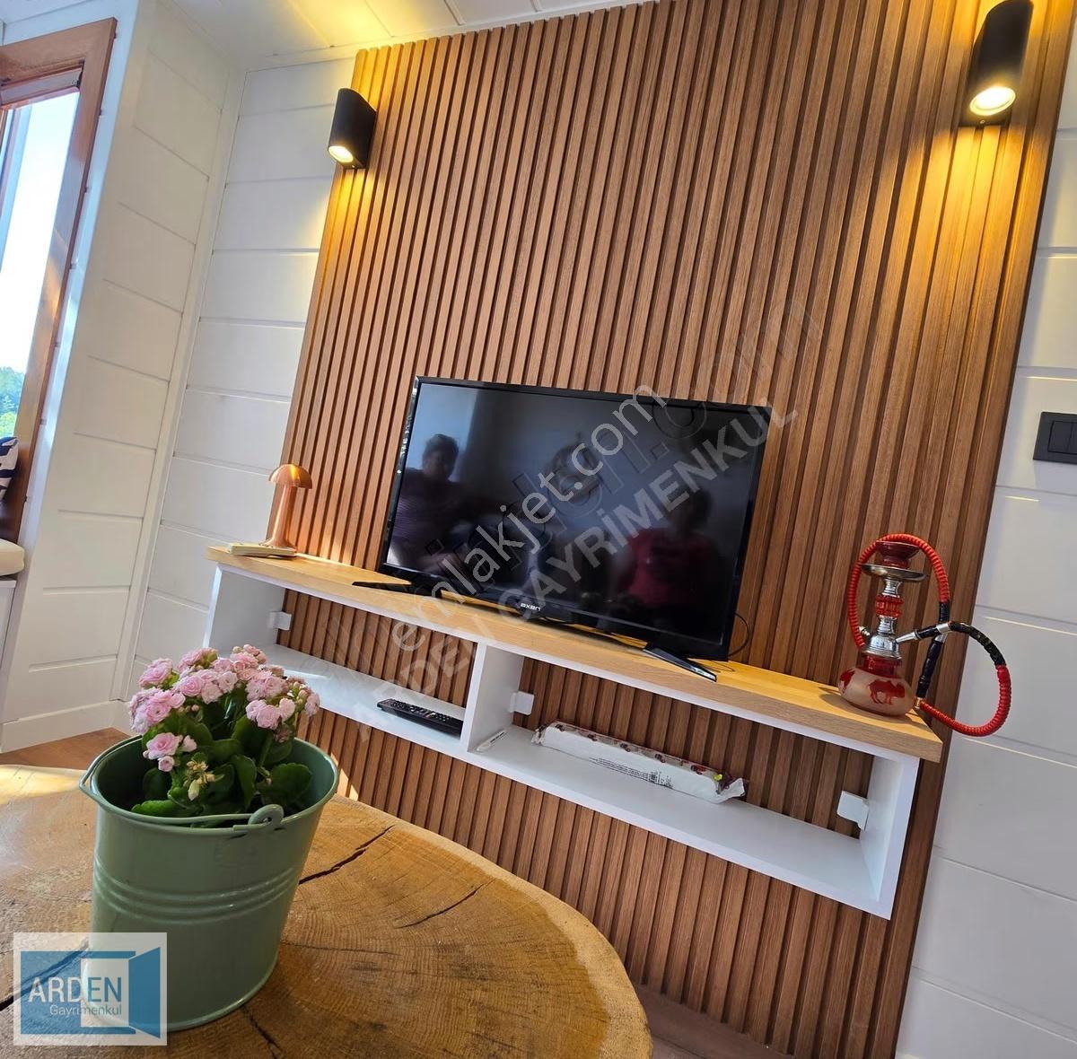 Urla Torasan'da Havuzlu, Eşyalı Tiny House Fırsatı - Görsel 19
