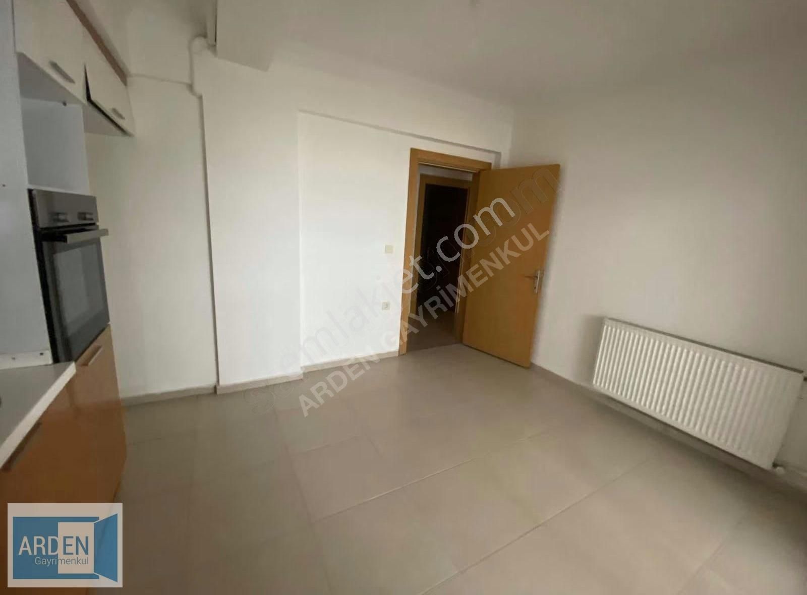 Hıdırlık'ta Satılık 2+1 Daire, 85m², Kapalı Mutfaklı - Görsel 15
