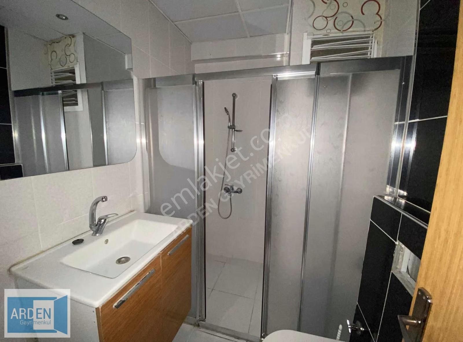 Hıdırlık'ta Satılık 2+1 Daire, 85m², Kapalı Mutfaklı - Görsel 12