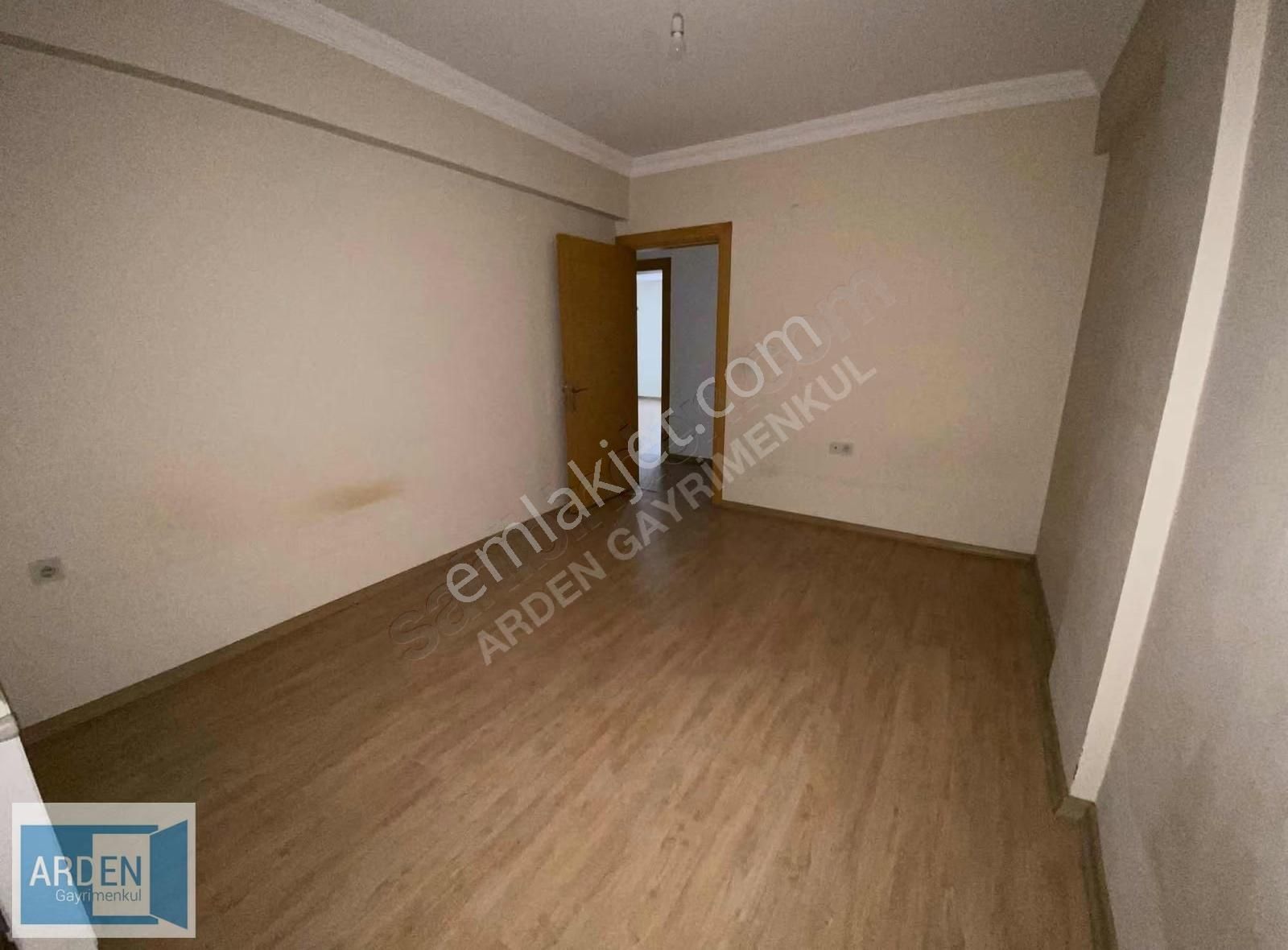 Hıdırlık'ta Satılık 2+1 Daire, 85m², Kapalı Mutfaklı - Görsel 9