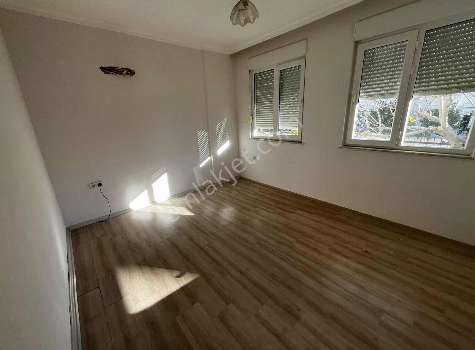 Öz Yıldız Emlaktan Şelale Mahallesinde 3+1 Kiralık Daire - Görsel 12