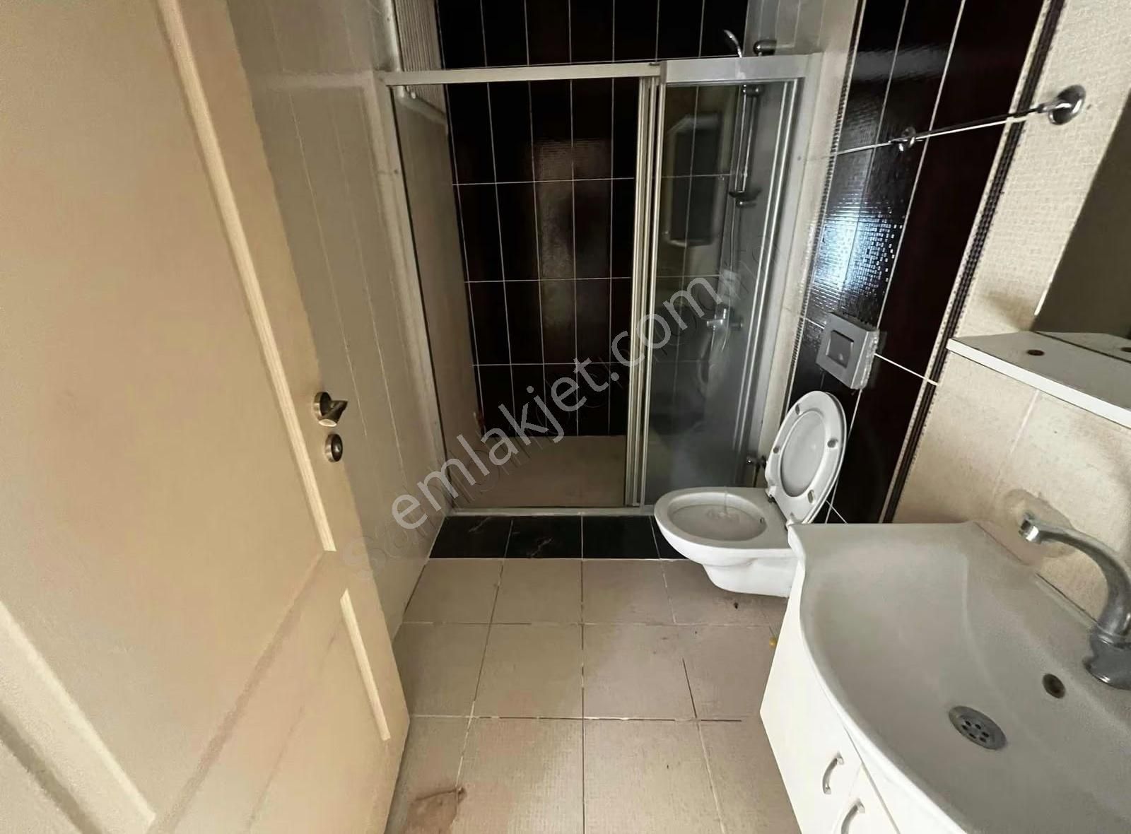 Öz Yıldız Emlaktan Şelale Mahallesinde 3+1 Kiralık Daire - Görsel 9