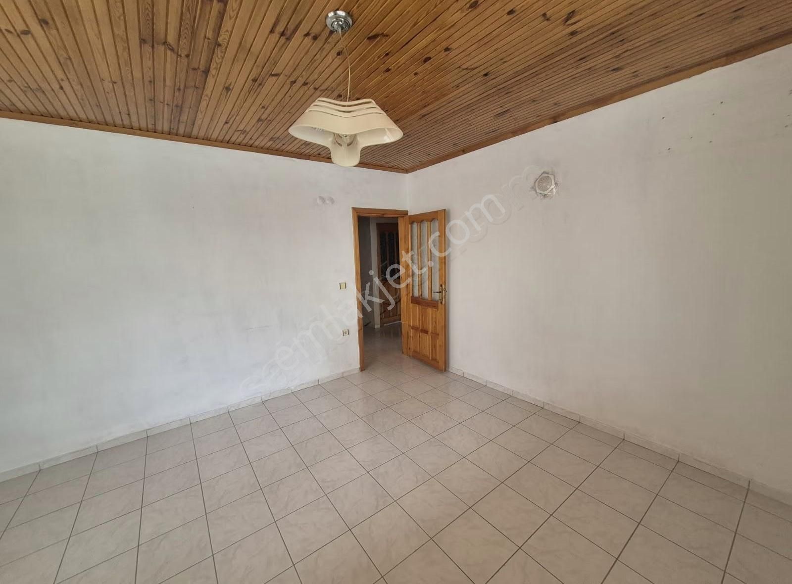 Özyıldız Emlak'tan Aşağıhısar Mahallesınde 2+1 Kiralık Daire - Görsel 8