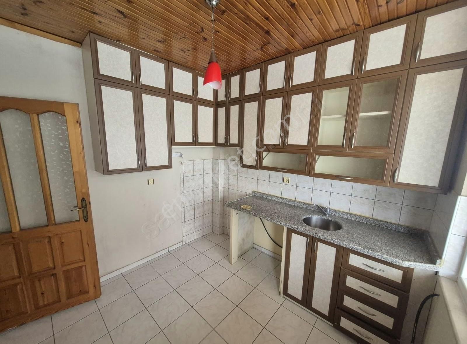 Özyıldız Emlak'tan Aşağıhısar Mahallesınde 2+1 Kiralık Daire - Görsel 2
