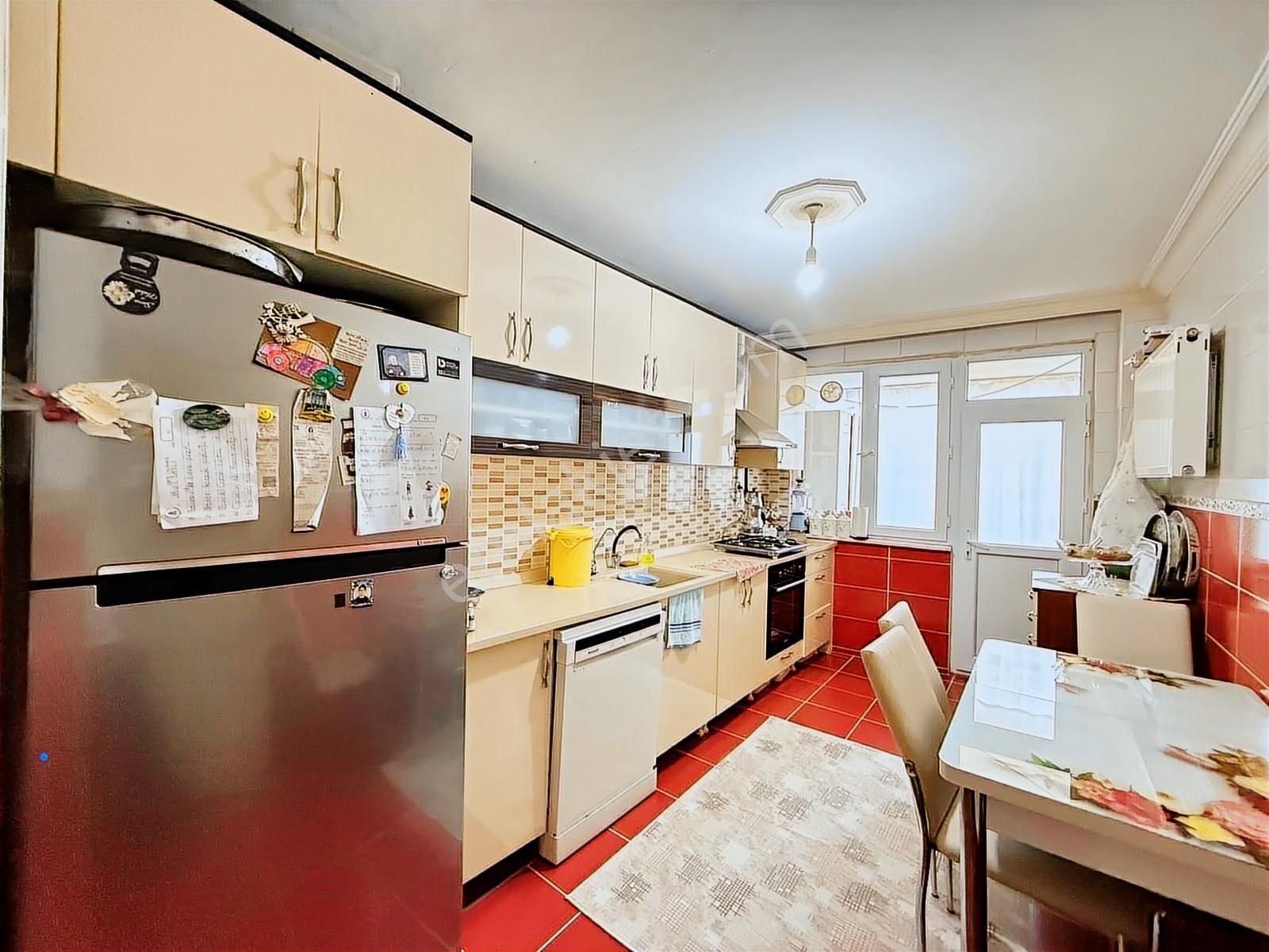 Yeşilpınarda Harika Konumda Geniş Ferah 3+1 Arakat Daire - Görsel 9