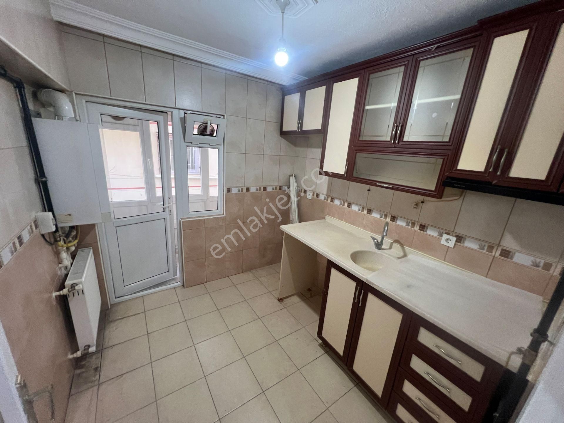 Sincan Akşemsettin Mah Salon Bagımsız 15 Yıllık Satılık Daire - Görsel 3