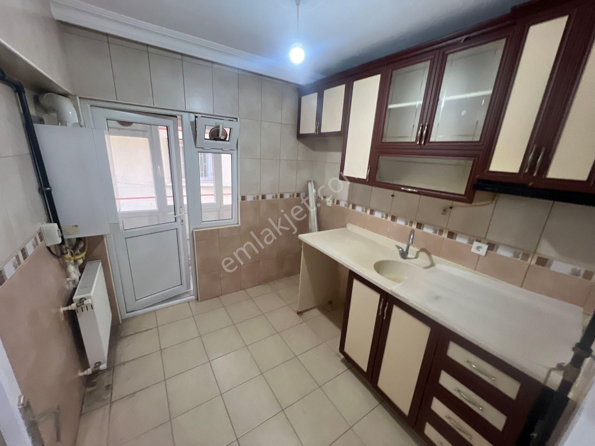 Sincan Akşemsettin Mah Salon Bagımsız 15 Yıllık Satılık Daire - Görsel 4