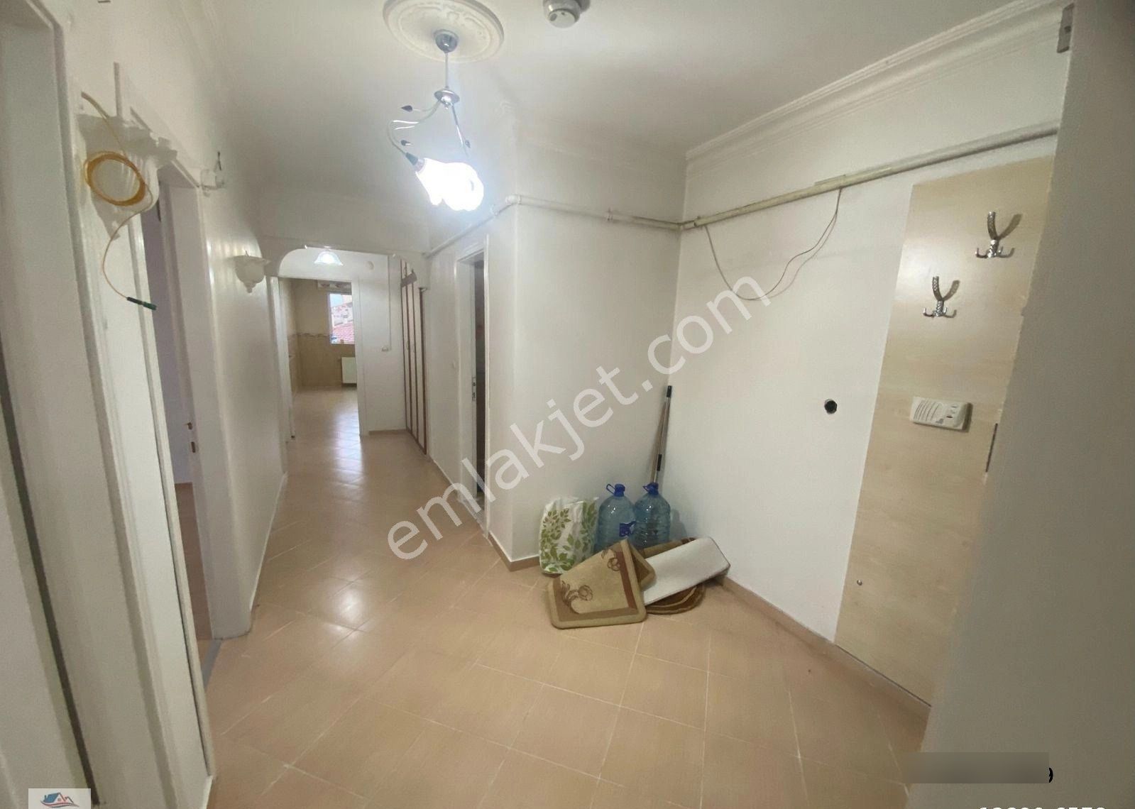 Süvari Mah. Güneş Durağı Yakını 3.kat 3+1 Geniş Kiralık Daire - Görsel 23