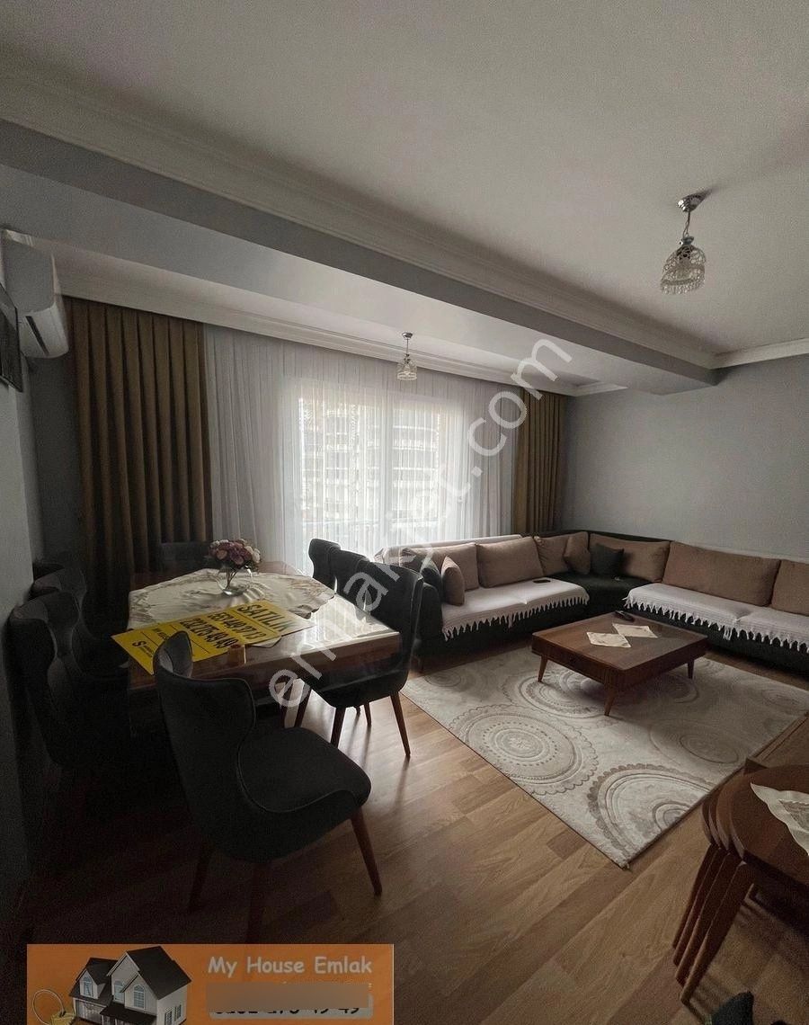 İzmir Buca Gaziemire Sınır 2+1 90m 2 Satılık - Görsel 2