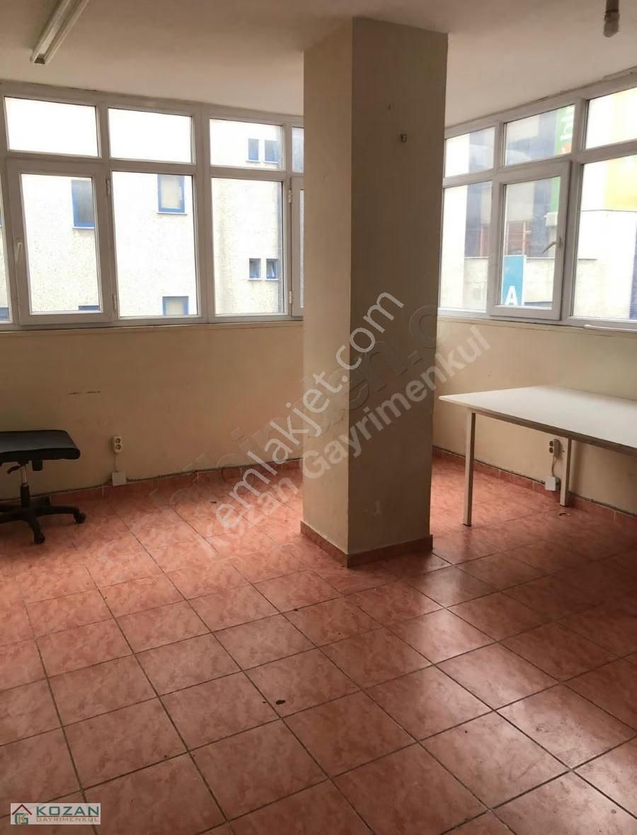 Güngören'de Kiralık Büro 40 M2 Bulut İş Merkezi'nde - Görsel 3