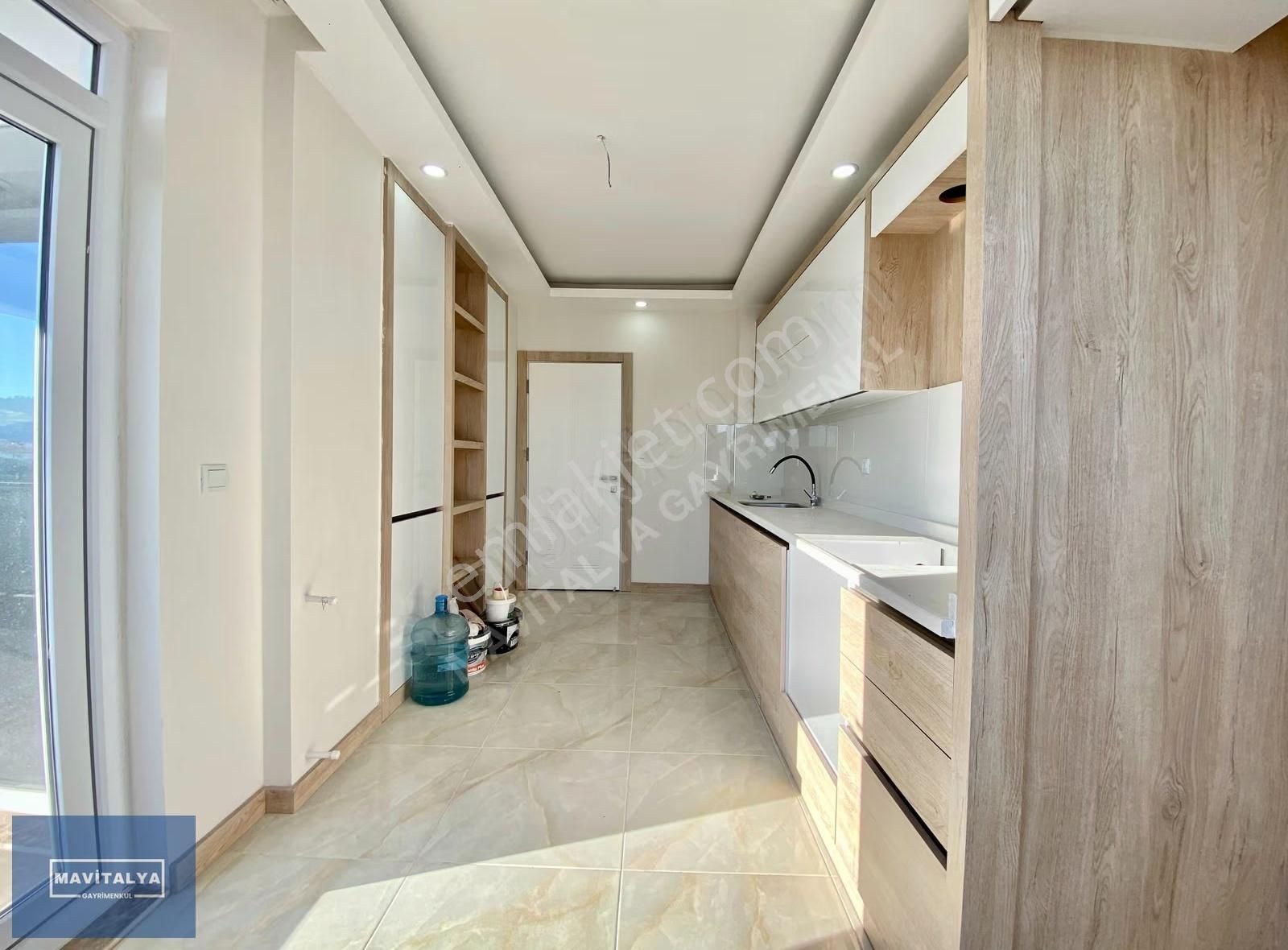 Şehir Hastanesine 1 Km Mesafe Havuzlu Sitede 2+1 Ayrı Mutfak - Görsel 12
