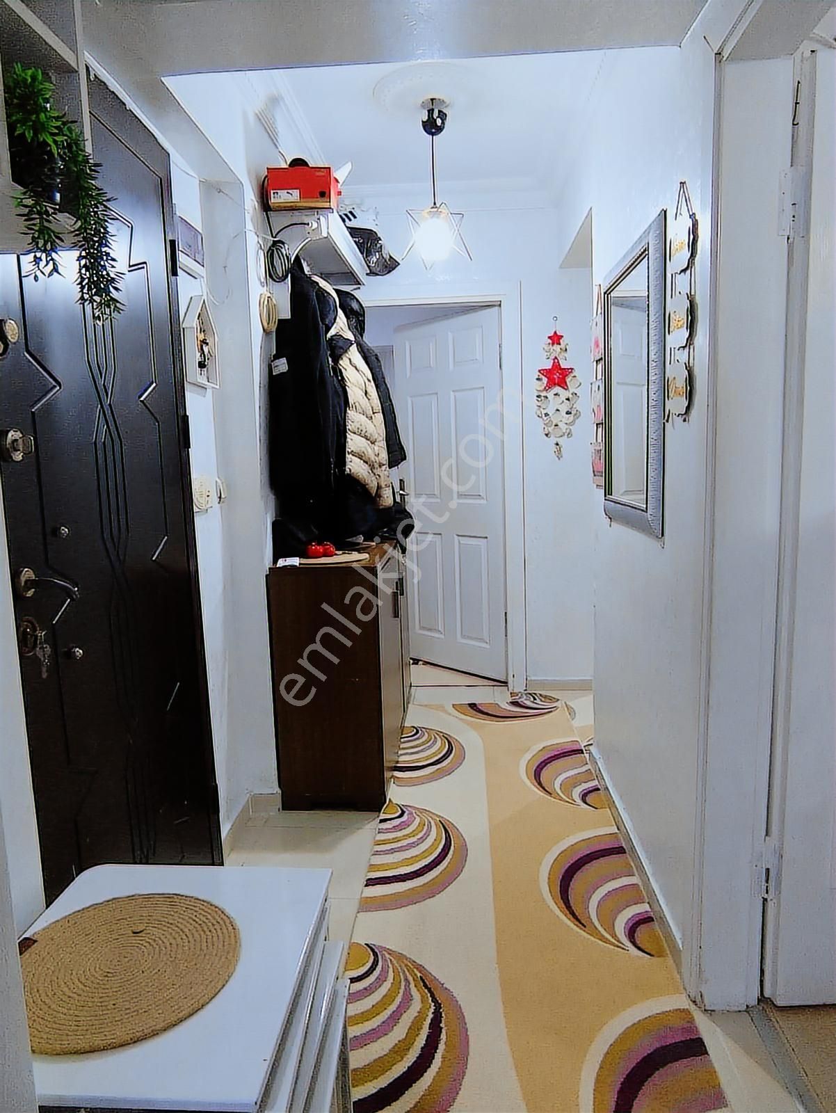 Mahir Emlak' Tan Metrobüse 1 Dk.mesafede 2+1 Bahçekat Daire - Görsel 11