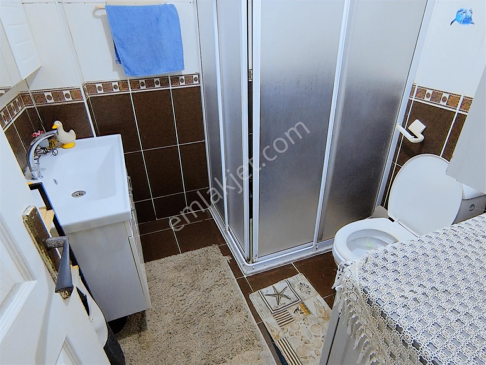 Mahir Emlak' Tan Metrobüse 1 Dk.mesafede 2+1 Bahçekat Daire - Görsel 2