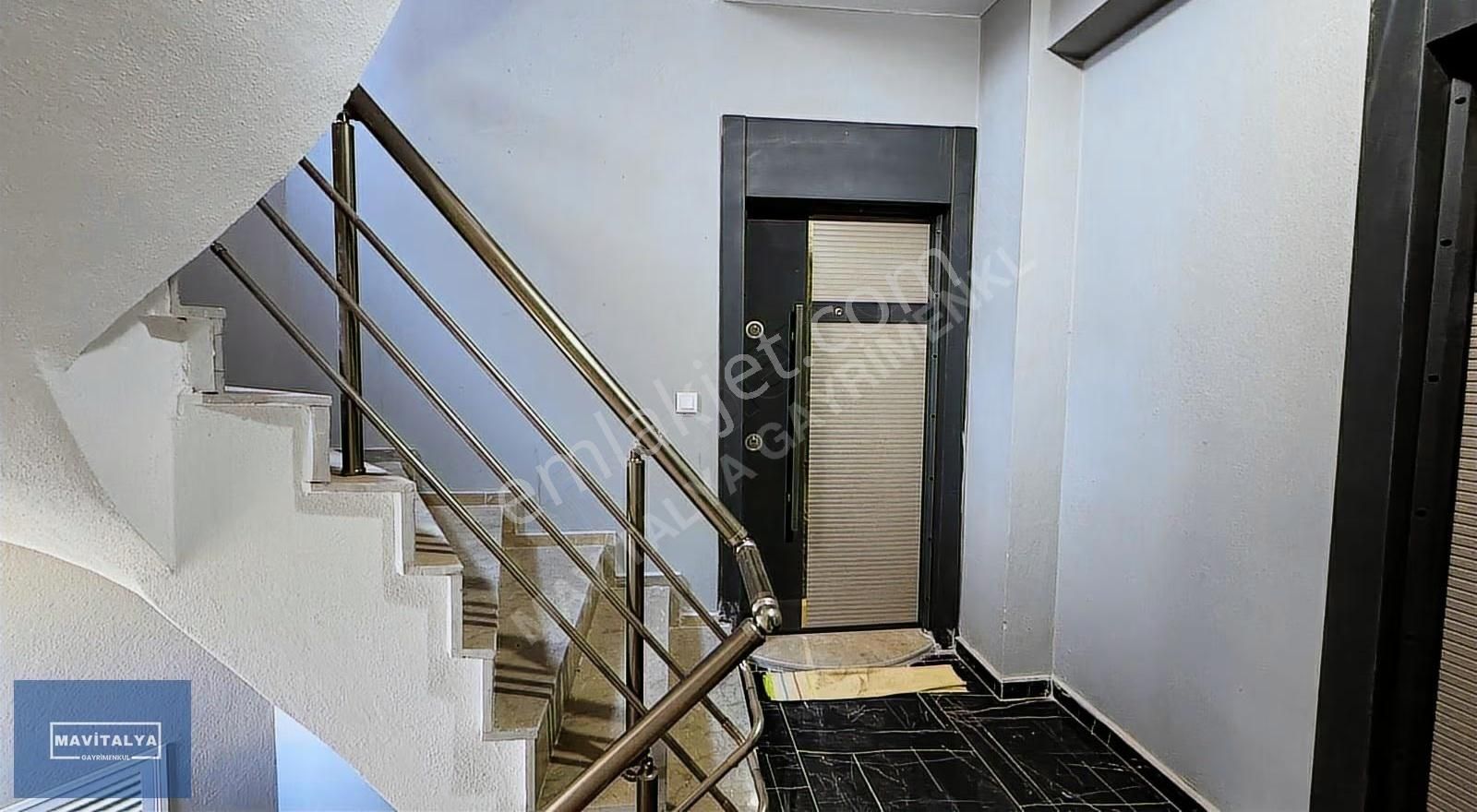 Tramvaya 100 Metre Mesafede Kiralık Sıfır Daire - Görsel 13