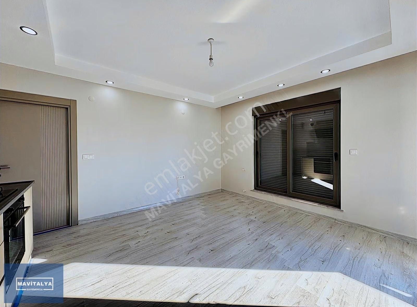 Tramvaya 100 Metre Mesafede Kiralık Sıfır Daire - Görsel 12