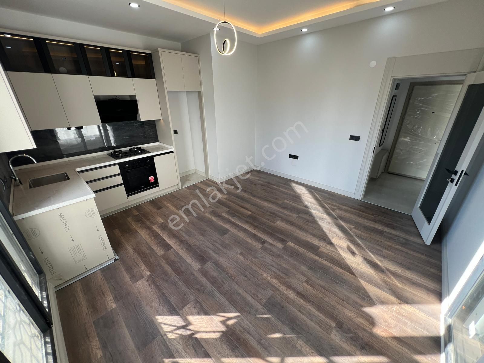 Gürsoy'dan Zeytinlide Bahçeli Lüks 1+1 Daire - Görsel 11