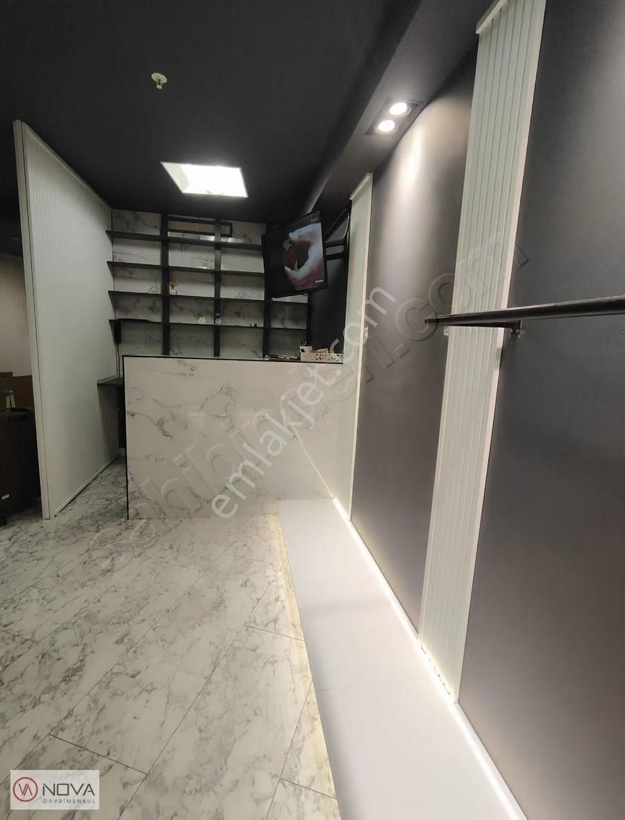 Nova'dan Finans Merkezi Sarphan Finans Park'ta İçi Yapılı Ofis - Görsel 5