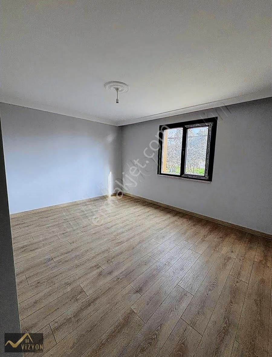 Millet Bahçesi Üzerinde Deniz & Köprü Manzaralı 2+1 | 90 M² - Görsel 10