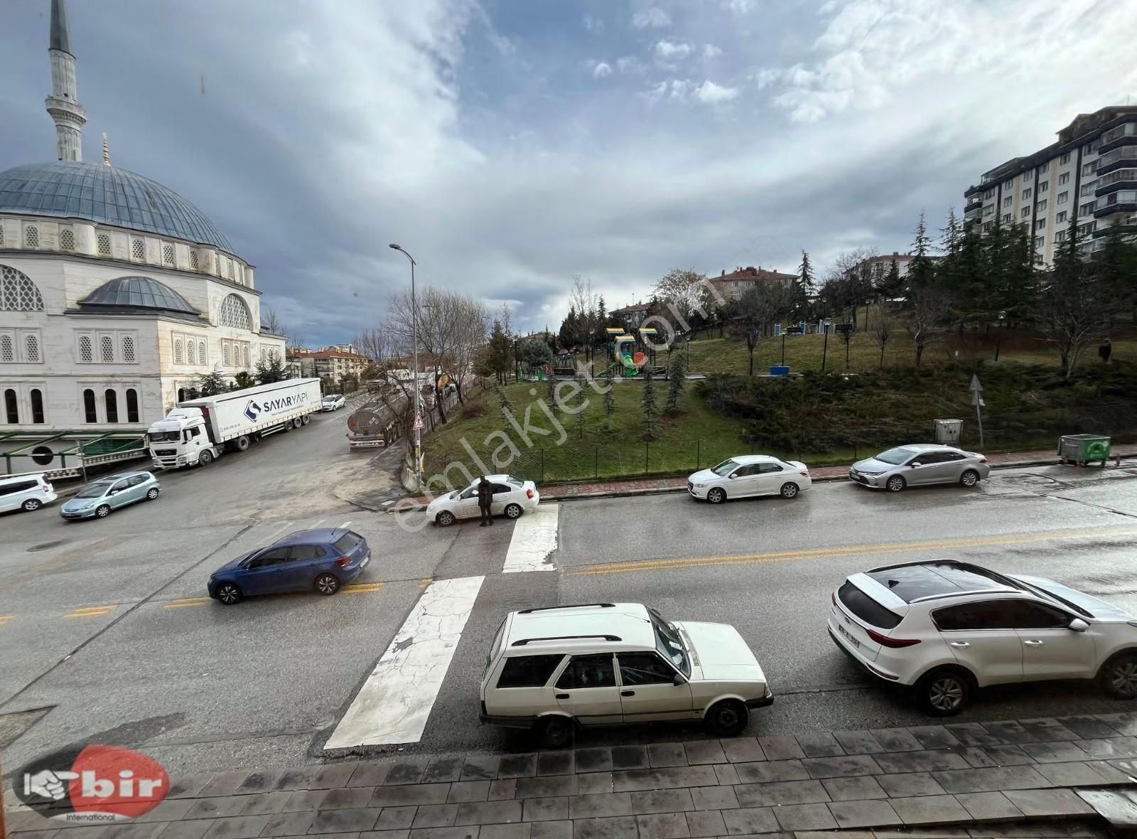 Bir Emlak'tan Ceyhun Atuf Kansu'da Ön Cephe Satılık Daire - Görsel 21