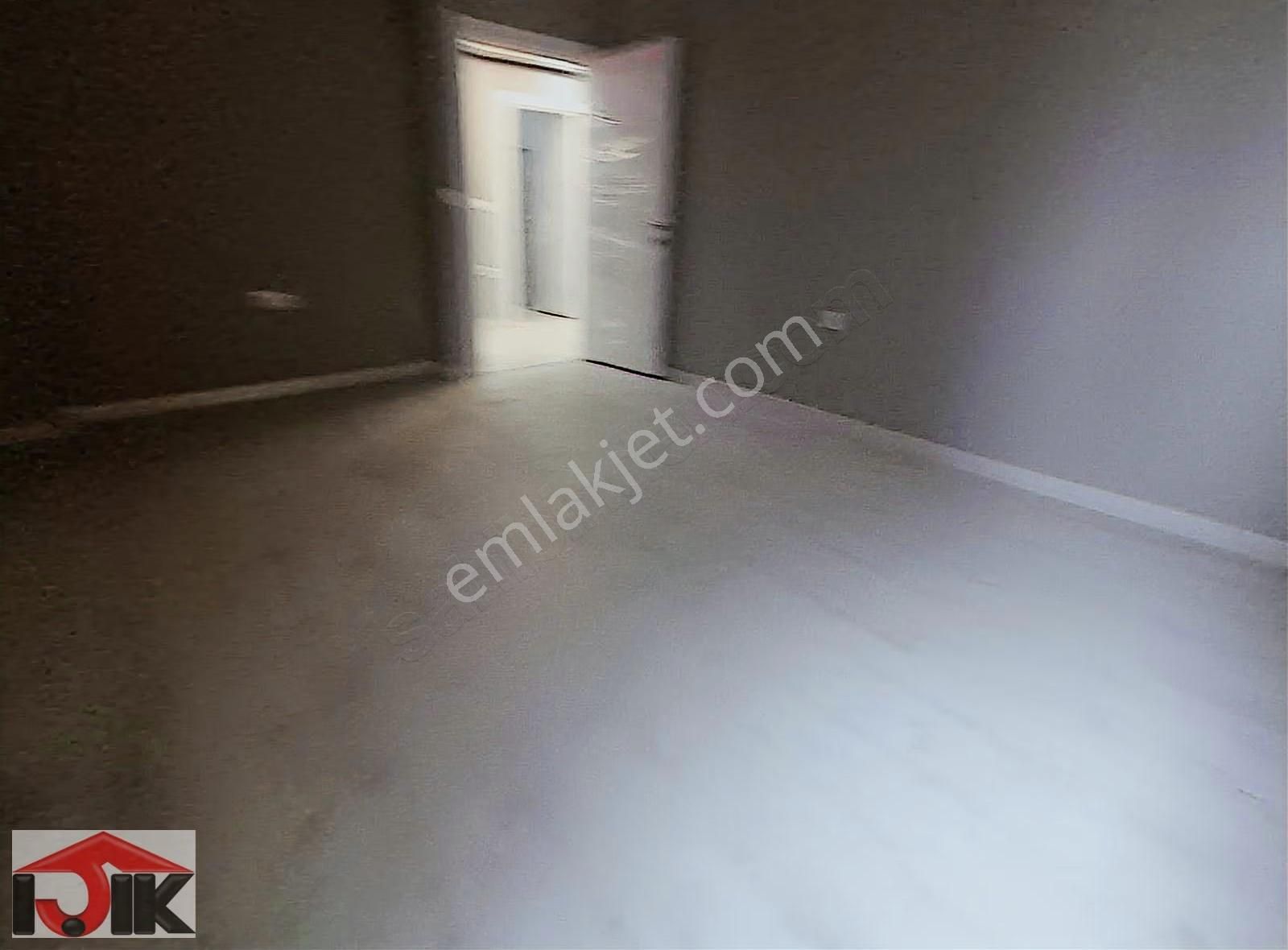 Yakuplu Merkezde Kiralık Yabancıya Notere Uygun Ara Kat 2+1 - Görsel 20