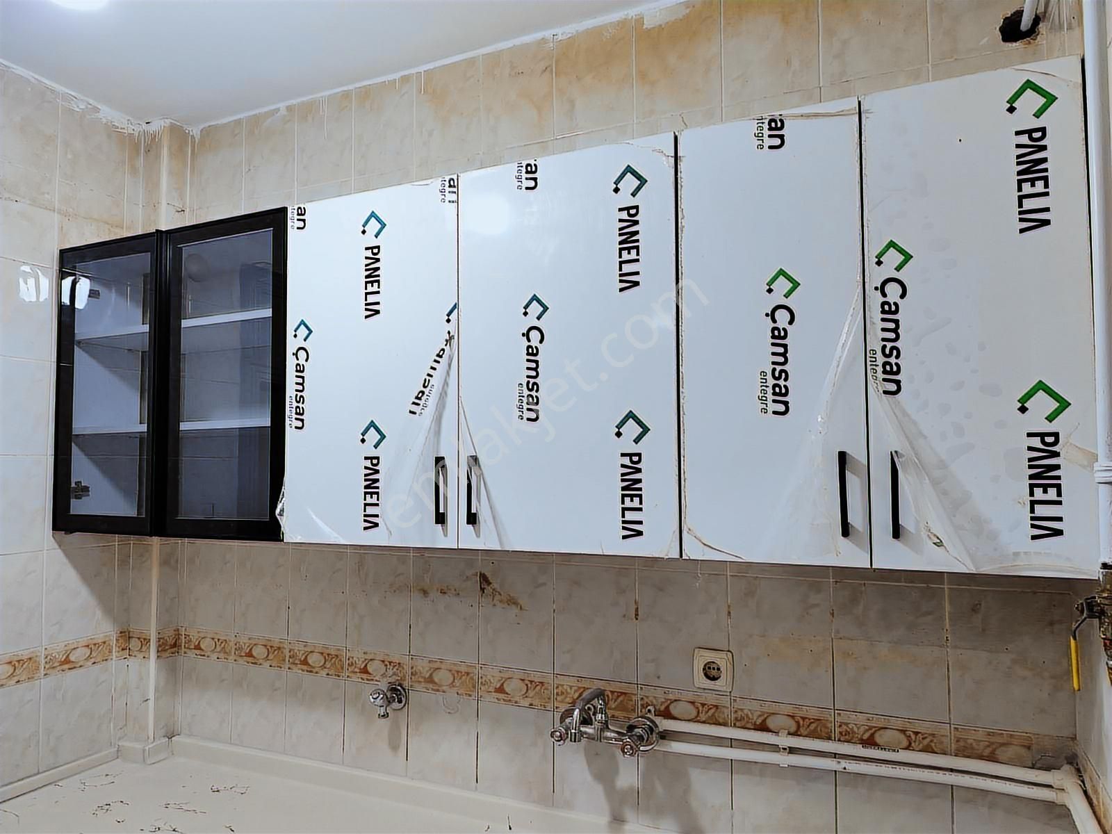 Fatih Sariguzelde Cadde Üzerinde 2. Kat Daire - Görsel 15