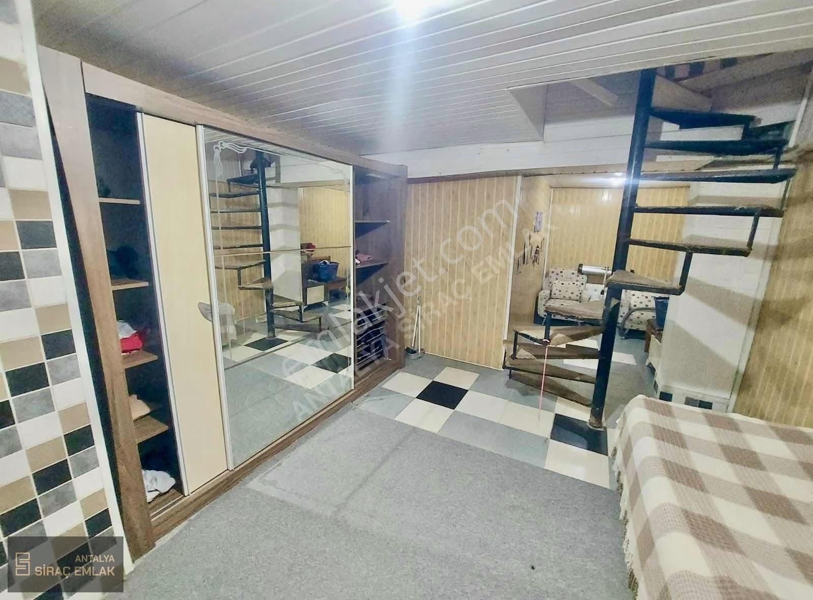 Kepez Dokuma'da Kaymakamlık Yanı 1+1 Ters Dubleks Daire - Görsel 11