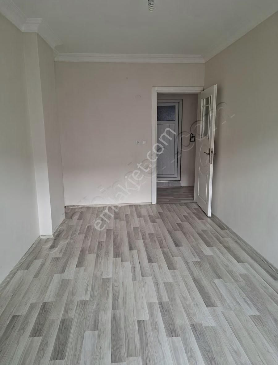 35 Lik Yol Ferah Geniş Kiralık Daire -artvin Emlak- - Görsel 15