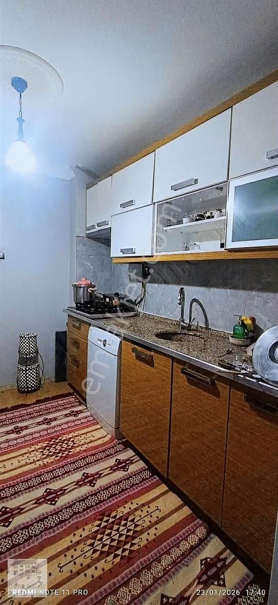 Çiçek Emlaktan Geniş 2+1 Satılık Ara Kat - Görsel 3