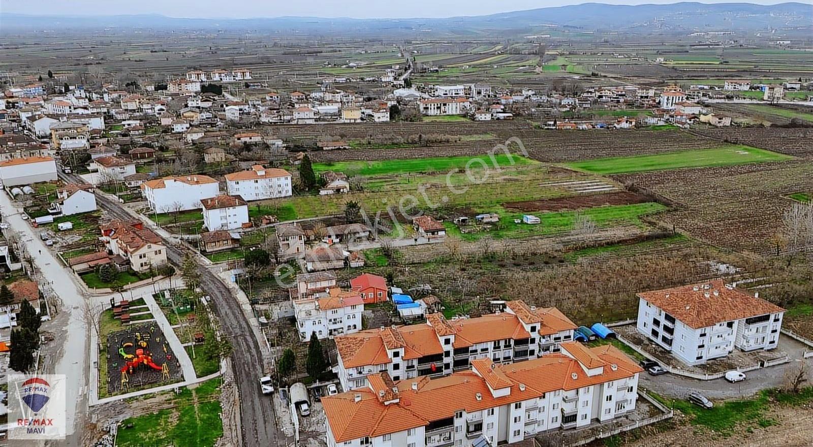 Remax Maviden Söğütlüde Satılık 366m² ,3 Kat, %30 İmarlı Arsa