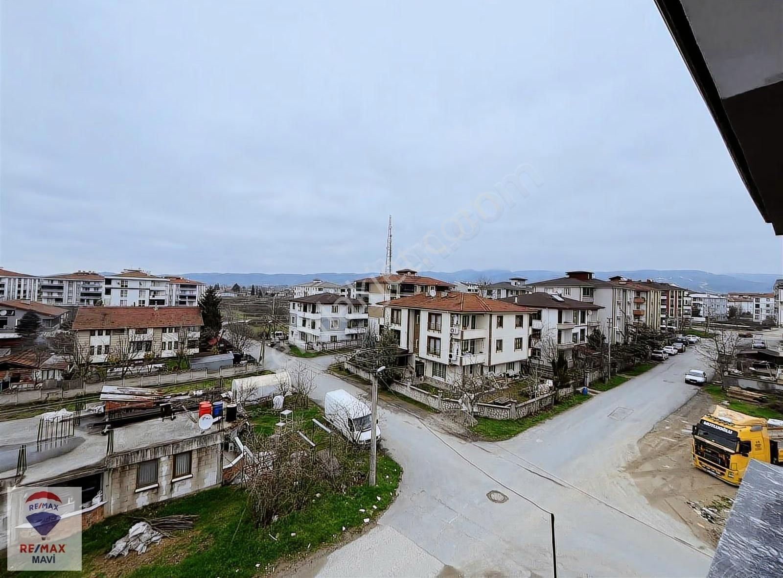 Yeni Mahallede Yerden Isıtma 3+1 | 115 M² | Asansör+otopark - Görsel 21