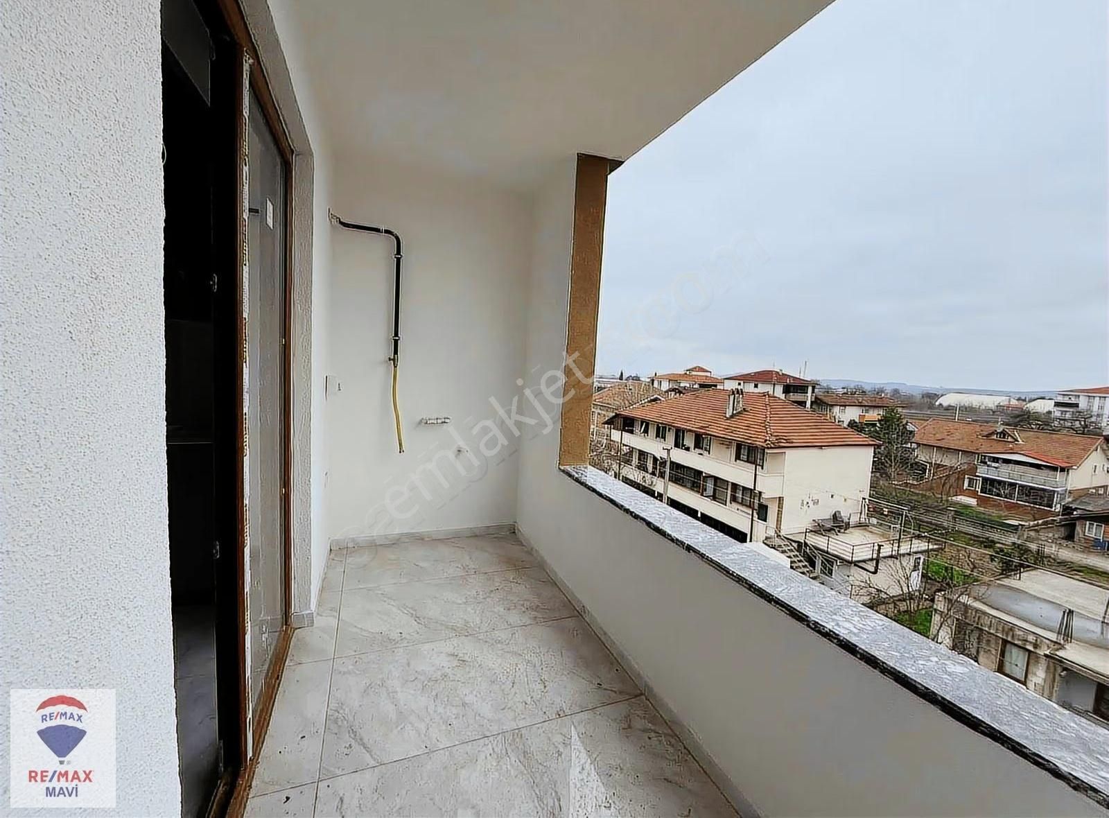 Yeni Mahallede Yerden Isıtma 3+1 | 115 M² | Asansör+otopark - Görsel 22