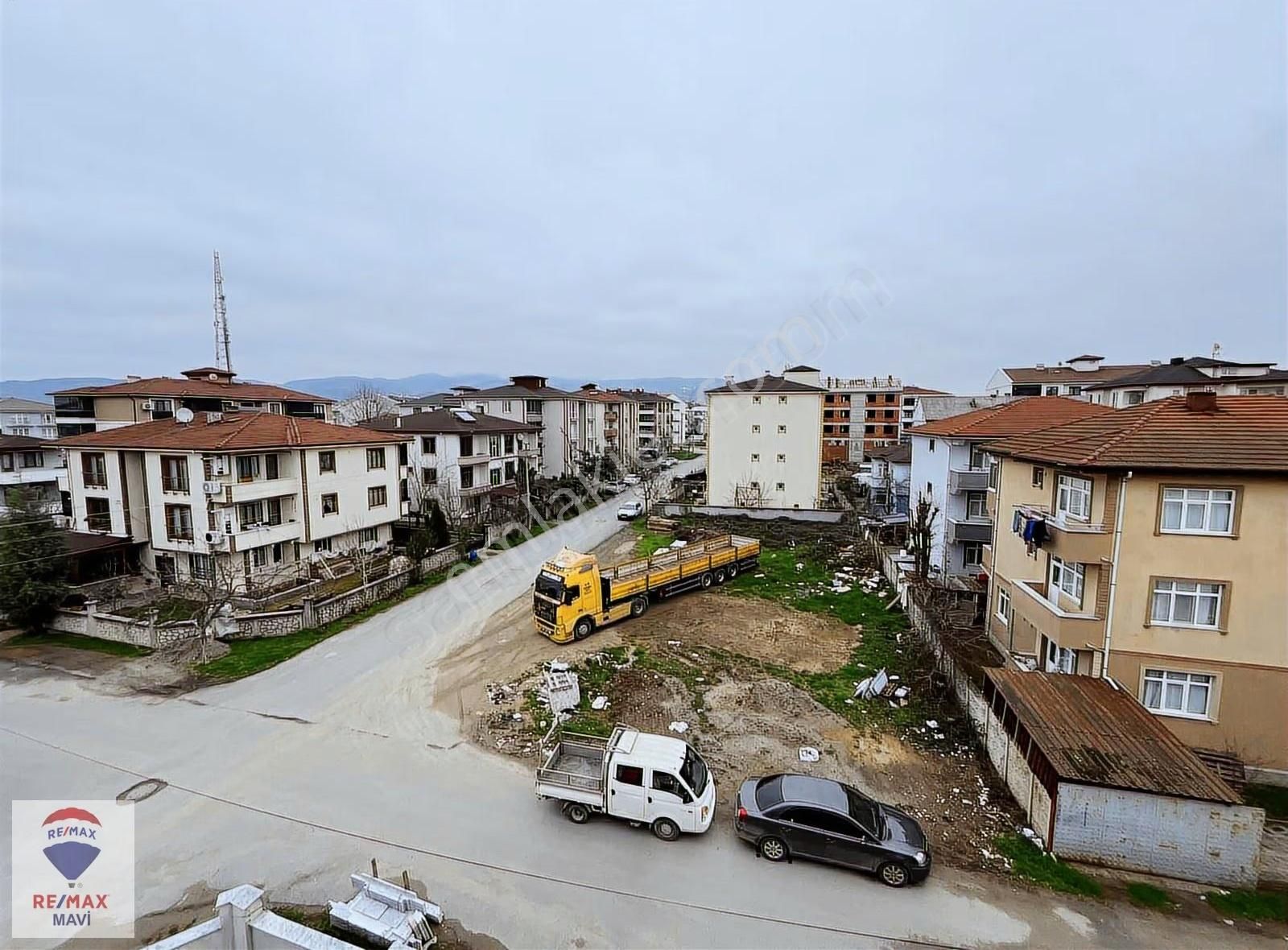 Yeni Mahallede Yerden Isıtma 3+1 | 115 M² | Asansör+otopark - Görsel 10