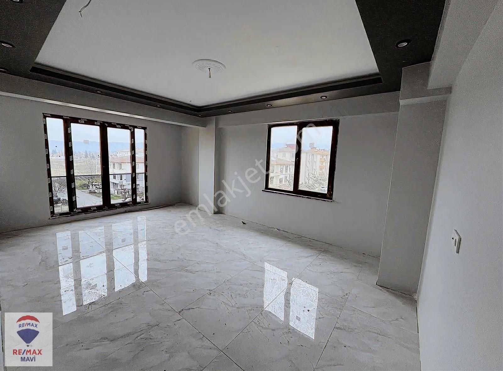 Yeni Mahallede Yerden Isıtma 3+1 | 115 M² | Asansör+otopark - Görsel 16