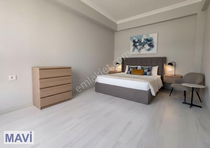 Karasu'da Müstakil Tadında, Bahçeli, Havuzlu Köşe Daire Remax - Görsel 2