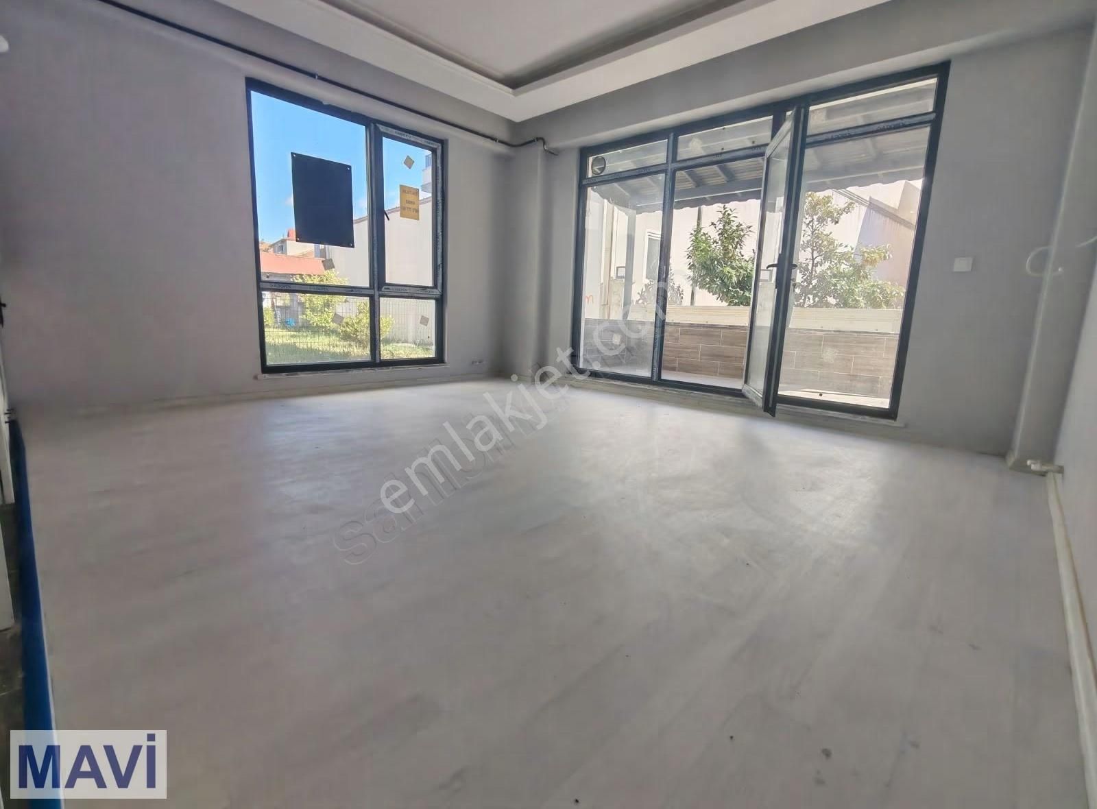 Karasu'da Müstakil Tadında, Bahçeli, Havuzlu Köşe Daire Remax - Görsel 18