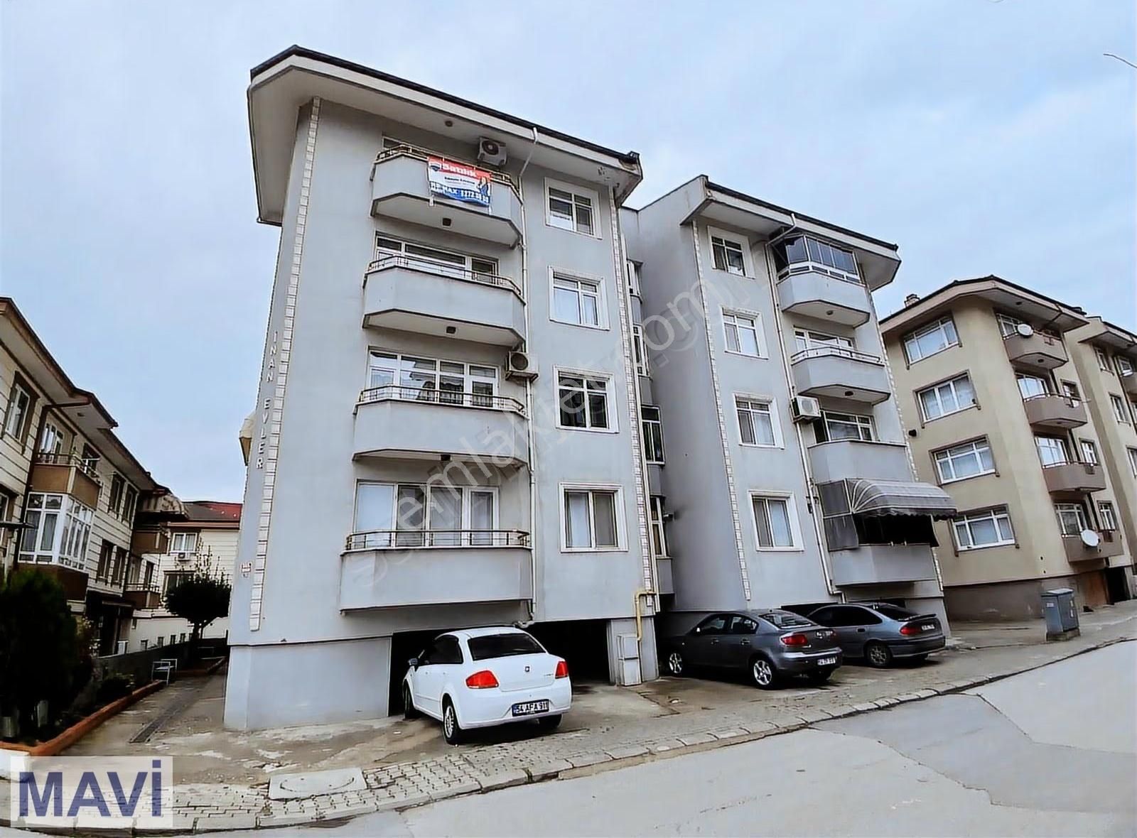 Remax Mavi'den Güllük Cami Karşısında Satılık 3+1 Daire
